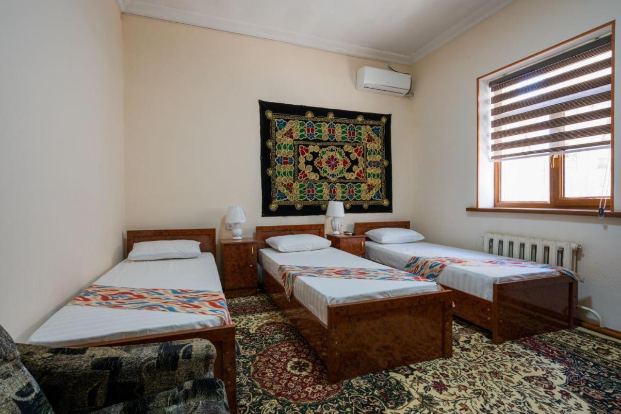 Nurobod Guesthouse Buxoro Luaran gambar